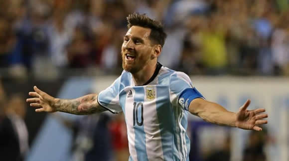 Messi different to Maradona, but still a great leader - Veron