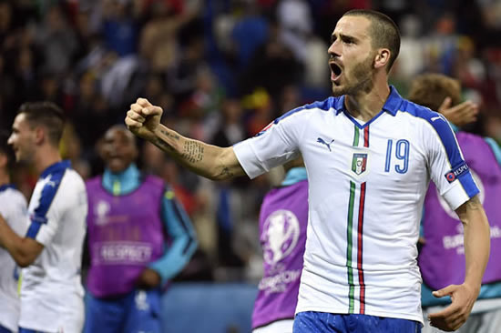 Transfer News: Mourinho in Chelsea battle, Arsenal eye Man Utd star, £40m Liverpool update