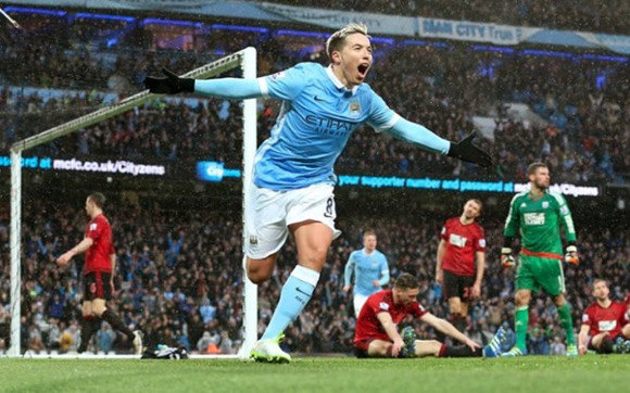 Manchester City ace set for showdown talks with Pep Guardiola over future