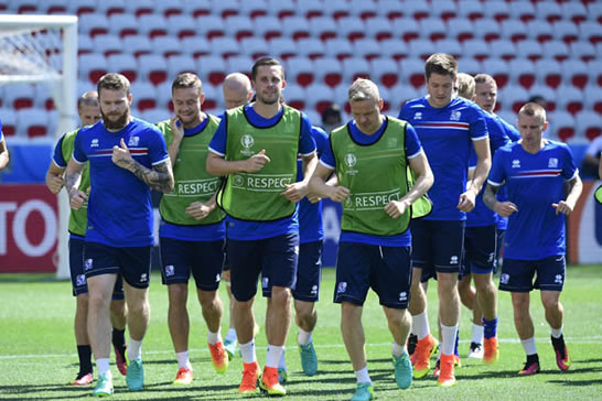 Euro 2016: England looks to Iceland clash to reunite after Brexit break up