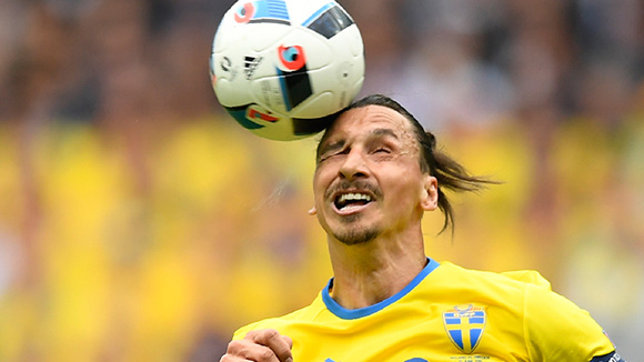 Zlatan Ibrahimovic to have Man United medical next week