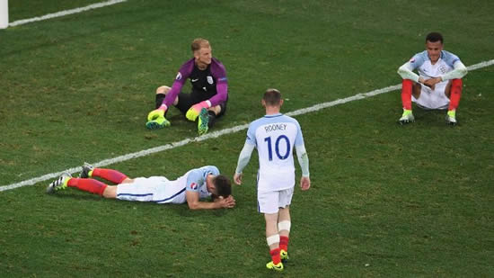 England's Euro 2016 failure a result of 'culture of fear' - Steven Gerrard