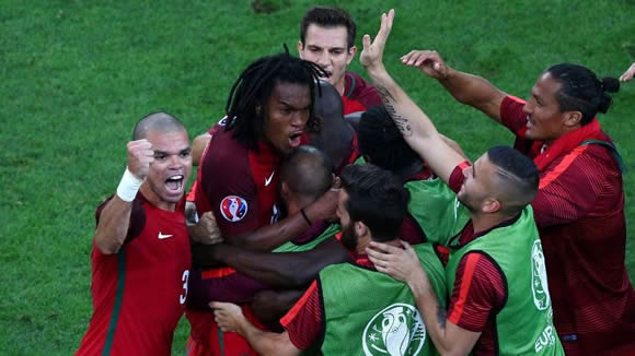 Renato Sanches rejected Man United move for Bayern Munich - Nani