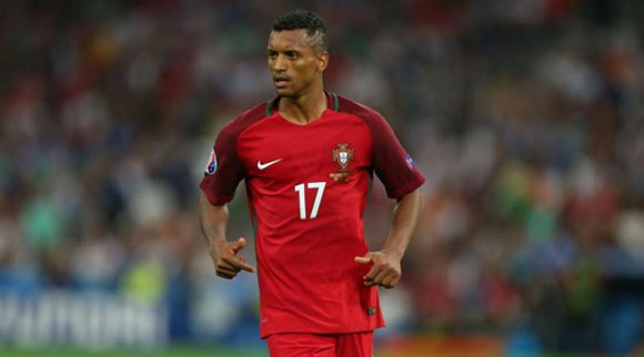 Stoke interested in Nani despite Valencia competition