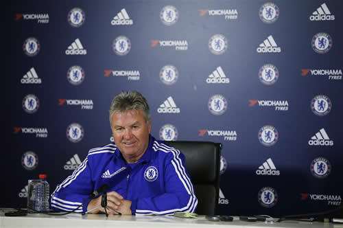 Ex-Chelsea boss Guus Hiddink actively seeking talks over England manager’s job – report