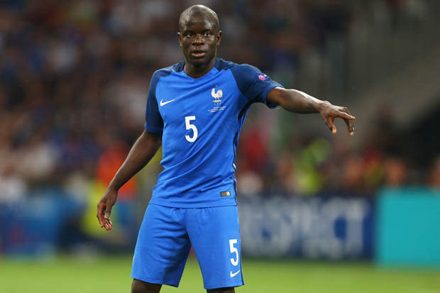 Arsenal and Chelsea set for Chinese Super League battle: £35m bid eyed for Leicester ace