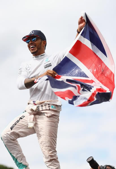 RON TOP AGAIN Forbes rich list: Cristiano Ronaldo gets another one over on Lionel Messi as highest earning sports stars are revealed