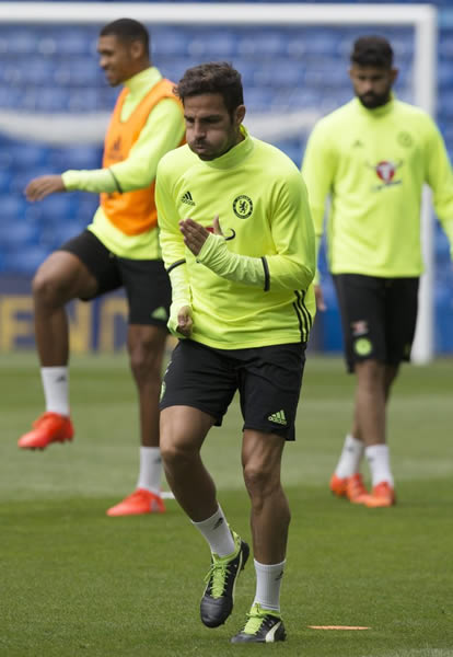 Chelsea's Cesc Fabregas proves intent to shine for Blues this season by ending holiday early to attend training