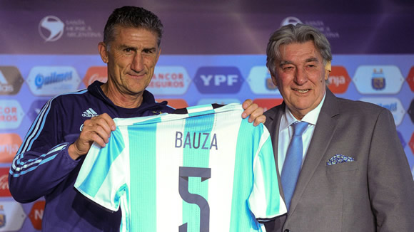 Messi stars for Barcelona ahead of Argentina talks