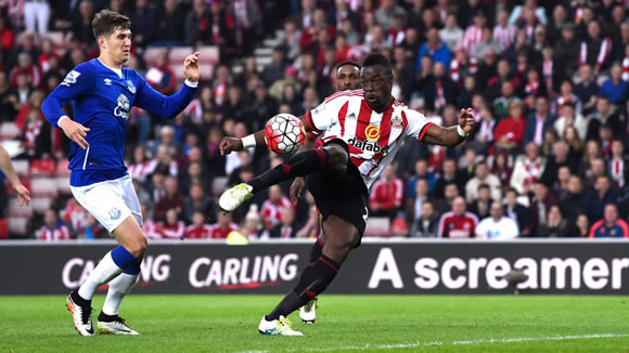 Sunderland defender Lamine Kone asks to leave Sunderland amid Everton interest