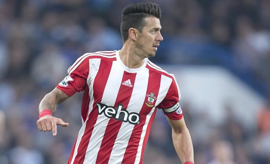 Southampton captain Fonte WANTS Man Utd move (Arsenal also considered)