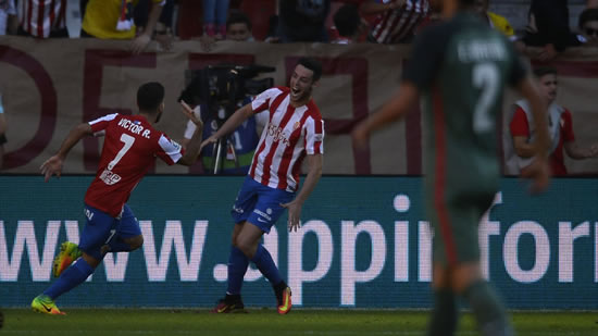 Referee stops Sporting Gijon's game against Athletic Bilbao over racist chanting