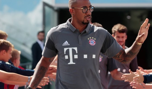 Boateng’s Bayern return delayed