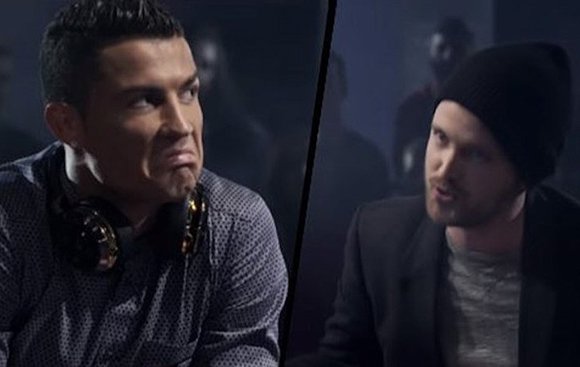 Cristiano Ronaldo plays poker with Breaking Bad star