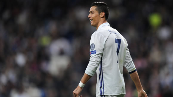 Zinedine Zidane hails Cristiano Ronaldo as Real Madrid thrash Legia Warsaw