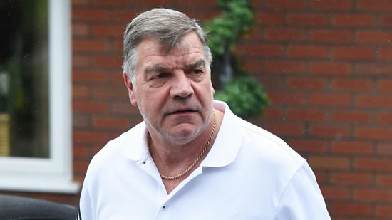 Sam Allardyce may have stayed under different circumstances, says FA's Martin Glenn