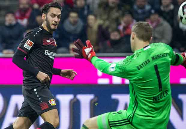 Bayern Munich 2-1 Bayer Leverkusen: Bundesliga champions scrape home win