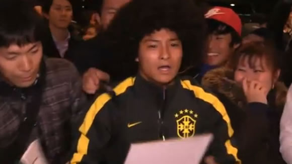 Japanese fan dresses up as Marcelo in autograph attempt