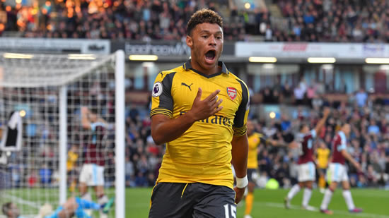 Liverpool planning bid for Arsenal's Alex Oxlade-Chamberlain in transfer window