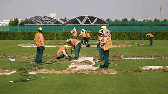 Qatar World Cup construction workers to get 'cooling' hats