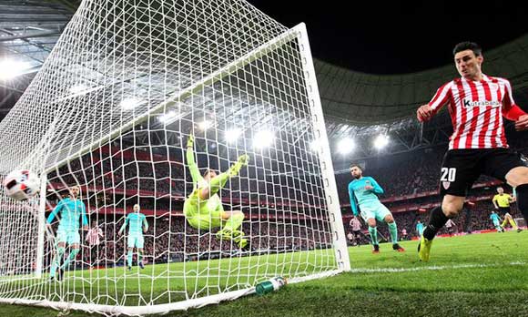 Barcelona stunned by nine-man Athletic Bilbao in Copa del Rey last-16