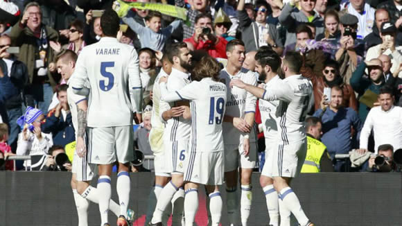 Zidane's Real Madrid equal the unbeaten run of Luis Enrique's Barcelona