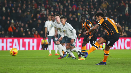 Hull City 2-1 Manchester United (2-3 aggregate): United stutter into EFL Cup final