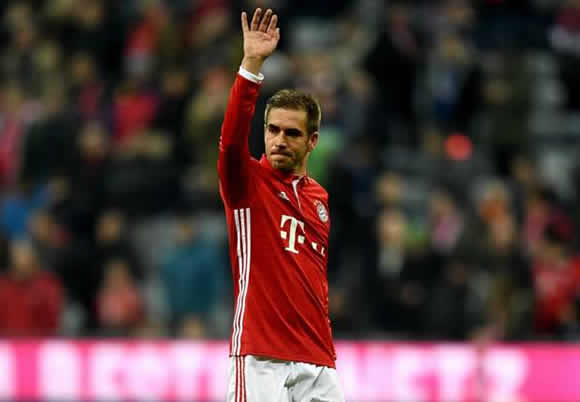 Lahm announces he will retire at end of season