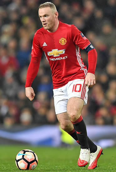 Jose Mourinho predicts trouble ahead at Manchester United