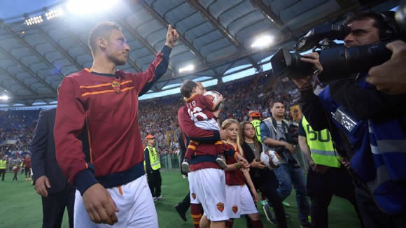 Roma and Italy legend Francesco Totti to retire in summer - Monchi