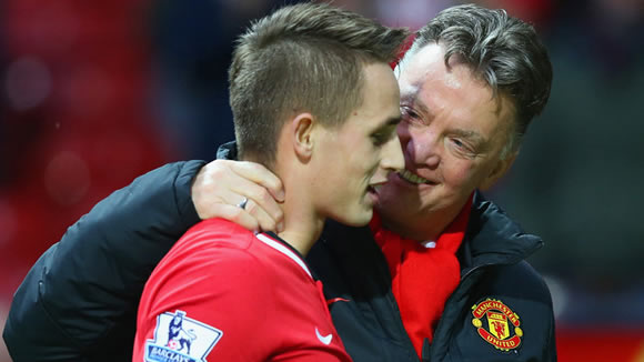Adnan Januzaj joins Real Sociedad from Man Utd