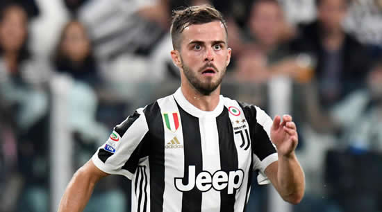 Pjanic set to miss a month and World Cup qualifiers with thigh injury
