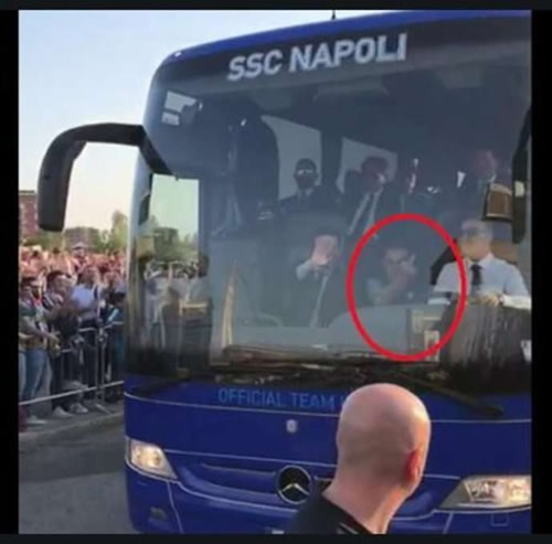 What Maurizio Sarri did to Juventus fans before Napoli match has stunned everyone