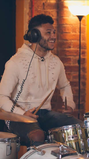 Alex Oxlade-Chamberlain shows musical mastery to match Little Mix girlfriend Perrie Edwards as Liverpool ace plays the drums and piano