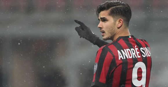 Sevilla reach agreement to sign Andre Silva on loan