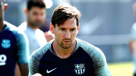 A new look for Messi and Alena trains with Barcelona's first team