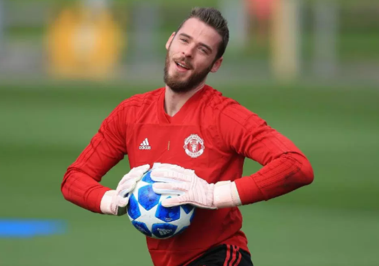 Manchester United star David De Gea moves in with pop star girlfriend after eight-years together