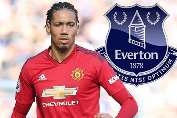Manchester United defender Chris Smalling wanted by Everton for free at end of the season
