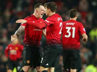 Manchester United 2 Burnley 2: Lindelof salvages dramatic draw