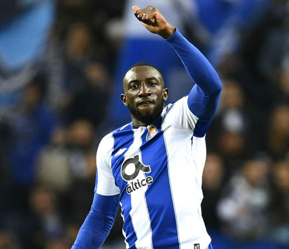 Porto 3 Roma 1 (aet, 4-3 agg): Telles hits last-gasp winner after VAR drama