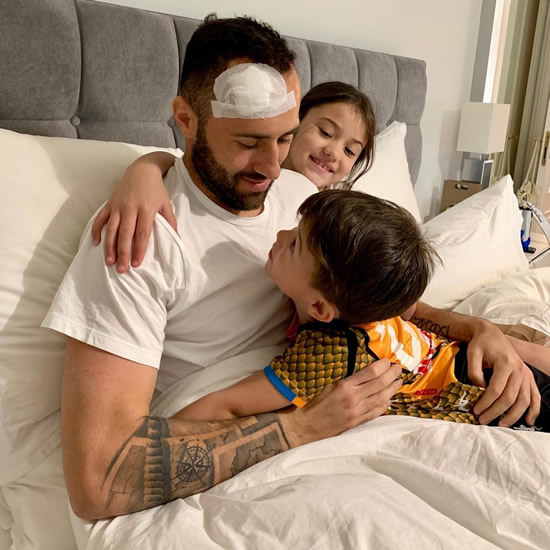 Bandaged David Ospina poses with kids in touching photo after leaving hospital