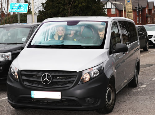 De Gea's stunning fiancee drives the van as Man Utd star takes visiting family out for lunch