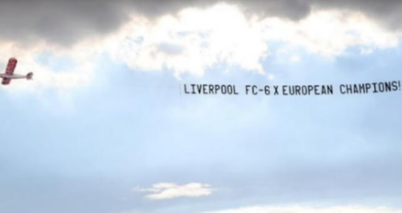 Liverpool Fans Hire Plane To Fly Over Manchester United’s Training Camp In Perth
