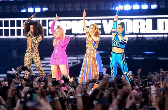 Victoria Beckham shares throwback snap of her Spice Girls days