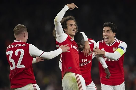 Nicolas Pepe provides late Unai Emery relief as Arsenal narrowly avoid Vitoria nightmare