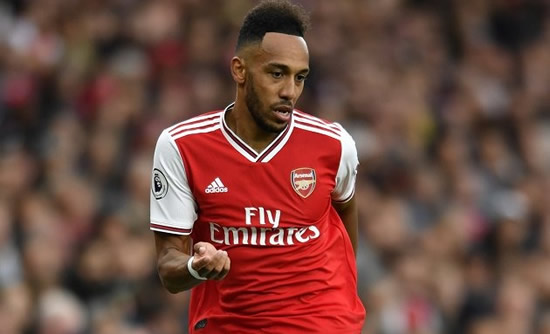 Aubameyang wants out of Arsenal 'along with half the squad'