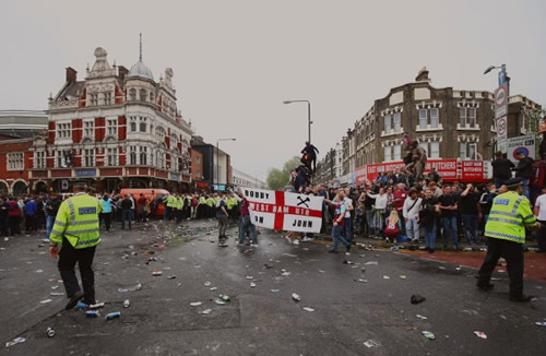 Police probe as West Ham fans smash Liverpool team bus window after London Stadium loss