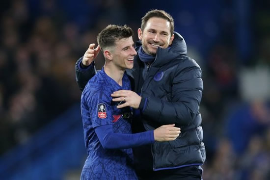 Chelsea star Mason Mount involved in hilarious car salesman prank with team-mates
