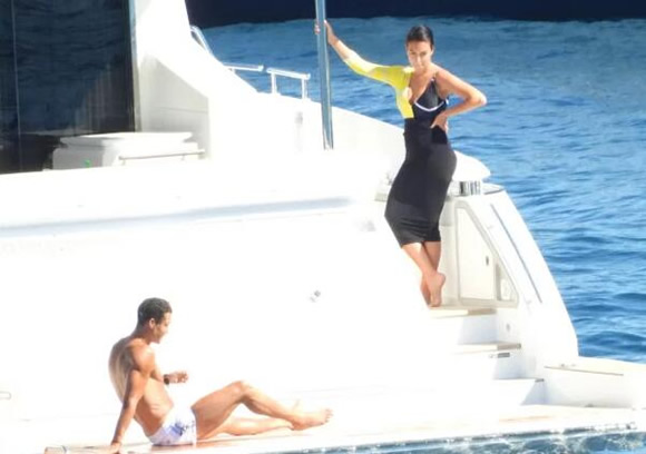 Cristiano Ronaldo relaxes on £30,000-a-week yacht with Georgina Rodriguez and pals ahead of Genoa clash