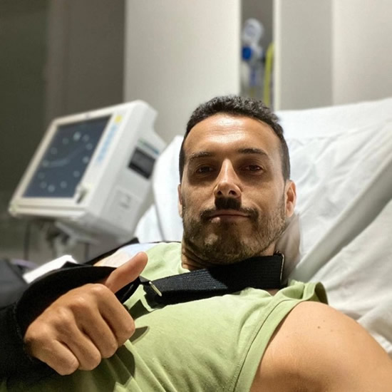 PED ACHE Pedro gives thumbs up from hospital bed after Chelsea star undergoes surgery to fix dislocated shoulder
